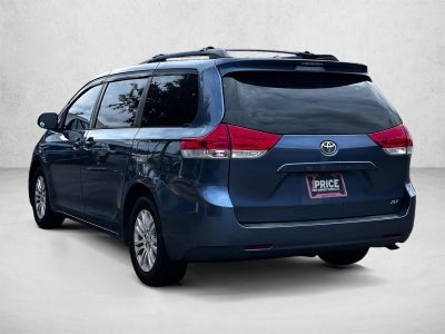 2014 Toyota Sienna 5dr 8-Pass Van V6 XLE FWD (Natl)