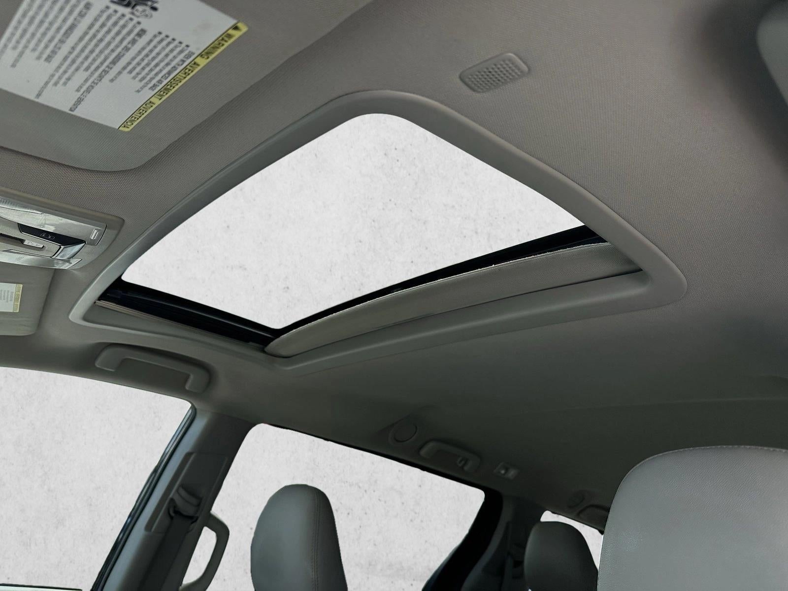 2020 Toyota Sienna XLE FWD 8-Passenger (Natl)