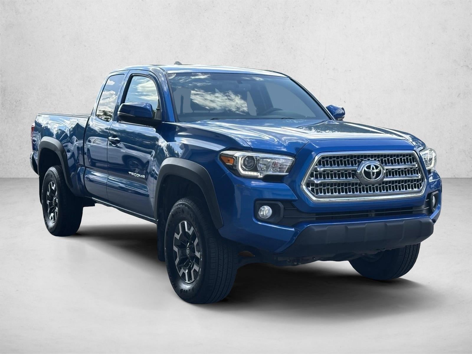 2017 Toyota Tacoma SR5 Access Cab 6' Bed V6 4x4 AT (SE)