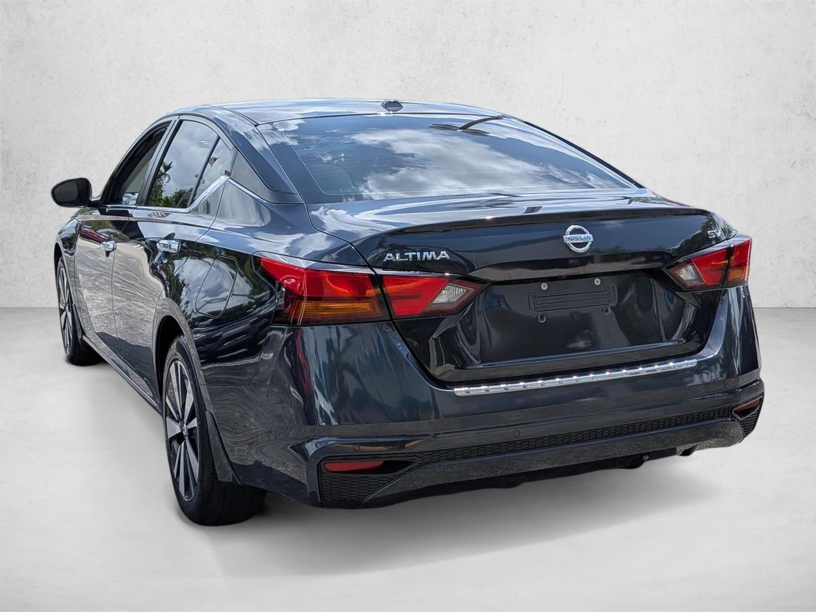 2021 Nissan Altima 2.5 SV Sedan