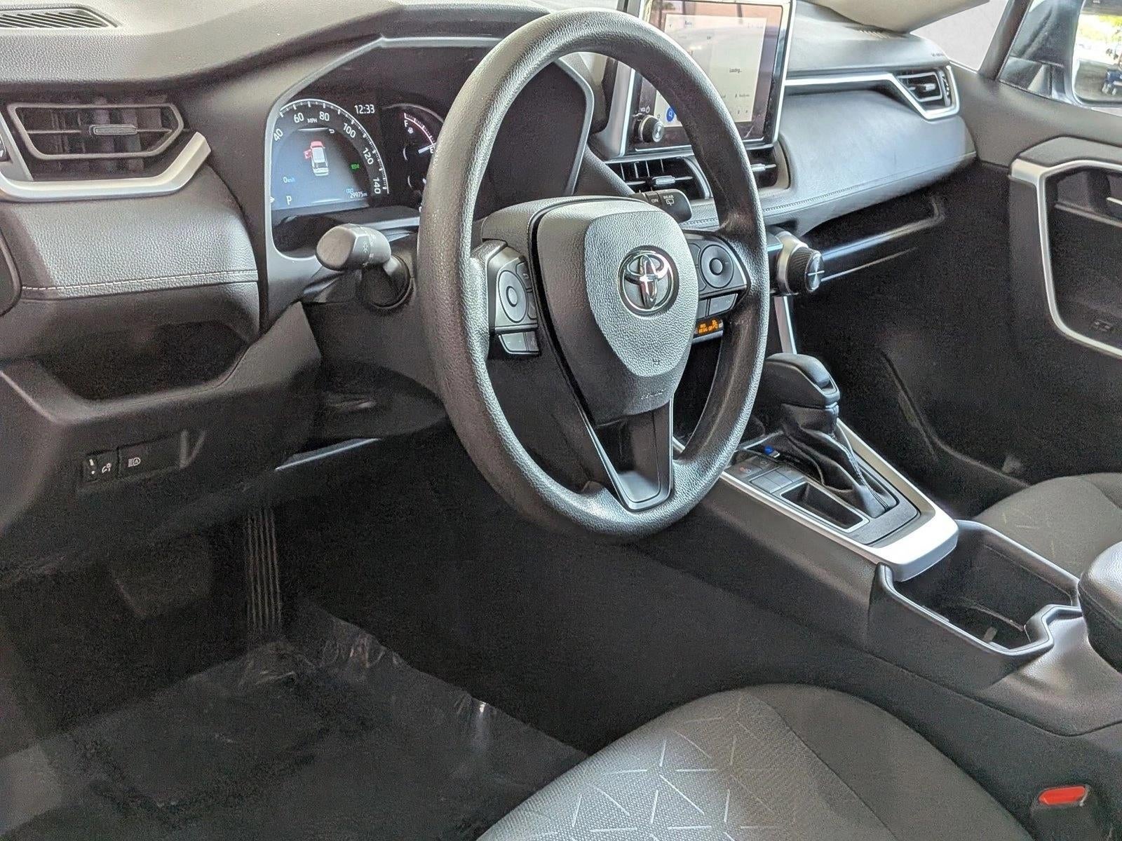 2024 Toyota RAV4 XLE FWD (Natl)