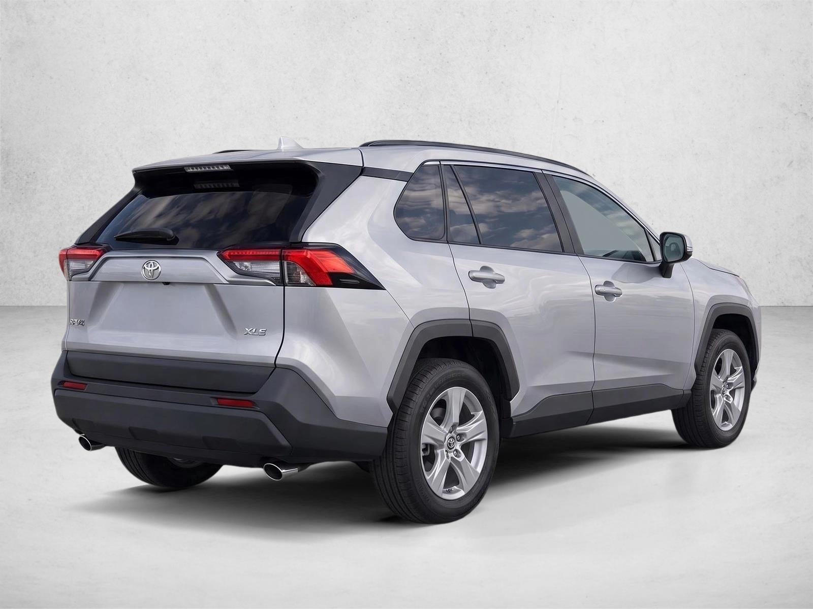 2023 Toyota RAV4 XLE FWD (GS)