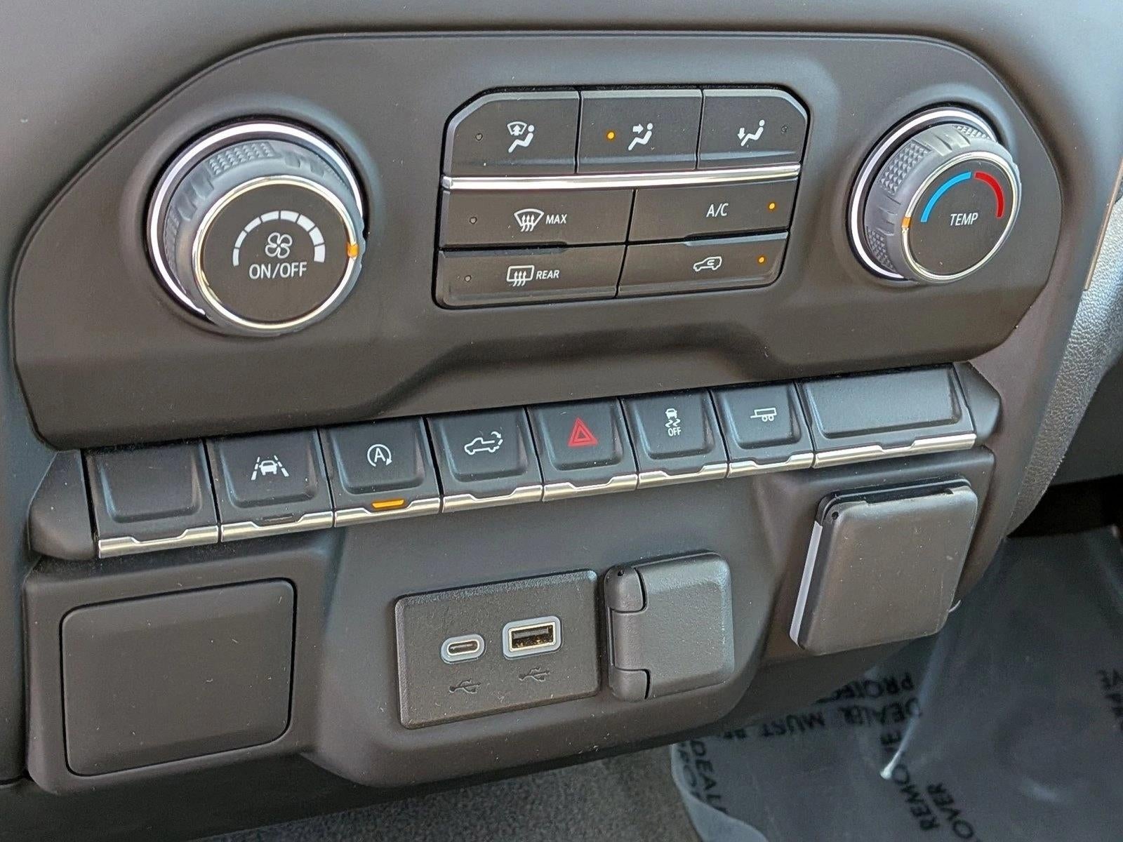2022 Chevrolet Silverado 1500 Crew Cab Short Box 2-Wheel Drive Custom