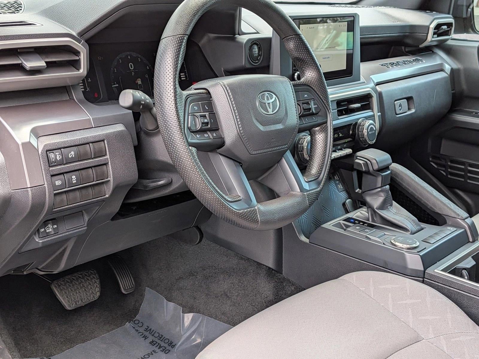2025 Toyota Tacoma 2WD 2WD SR5 Double Cab 5' Bed AT (SE)
