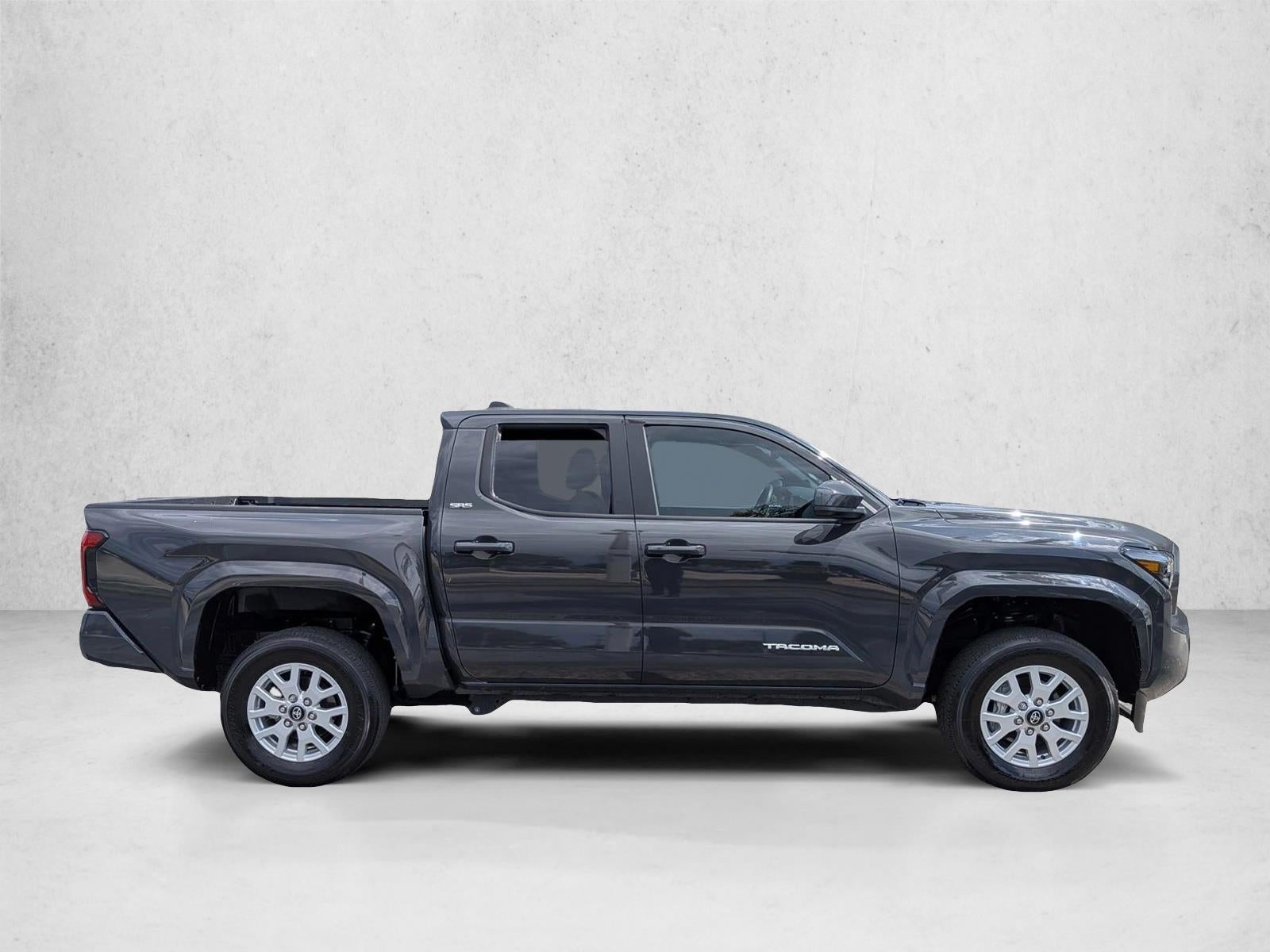 2025 Toyota Tacoma 2WD 2WD SR5 Double Cab 5' Bed AT (SE)