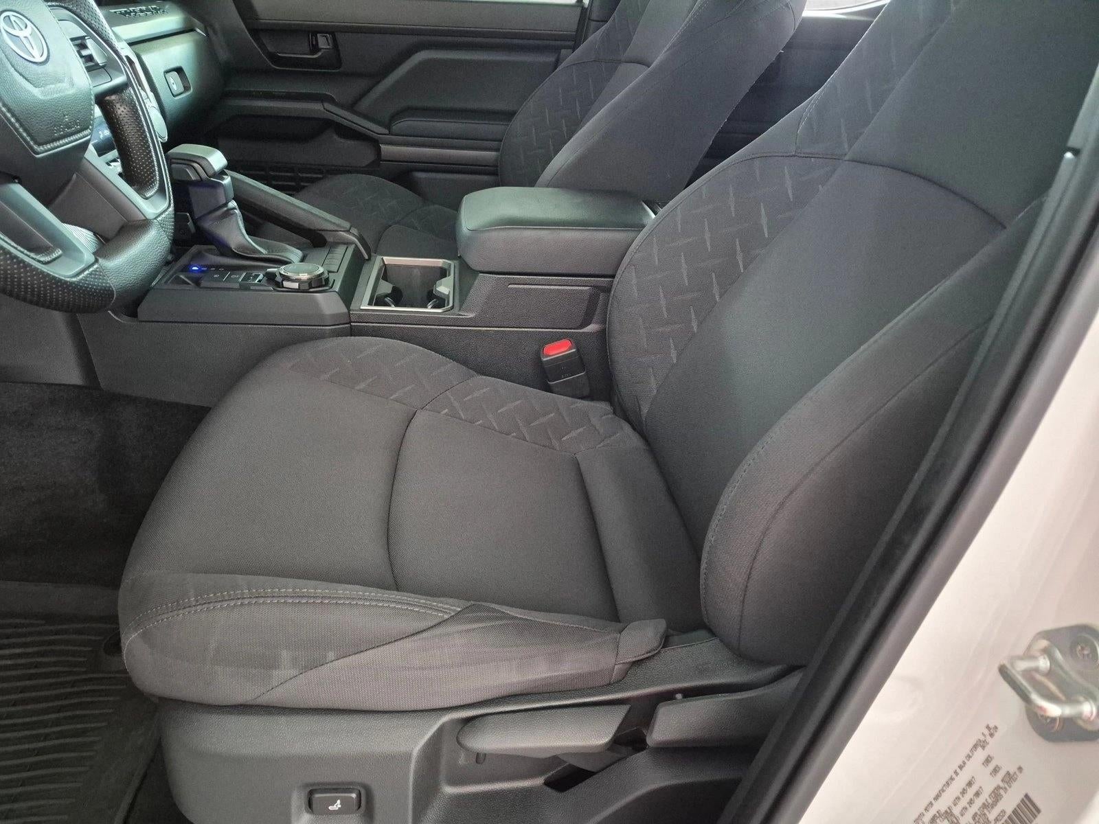 2024 Toyota Tacoma 4WD 4WD SR5 Double Cab 5' Bed AT (Natl)