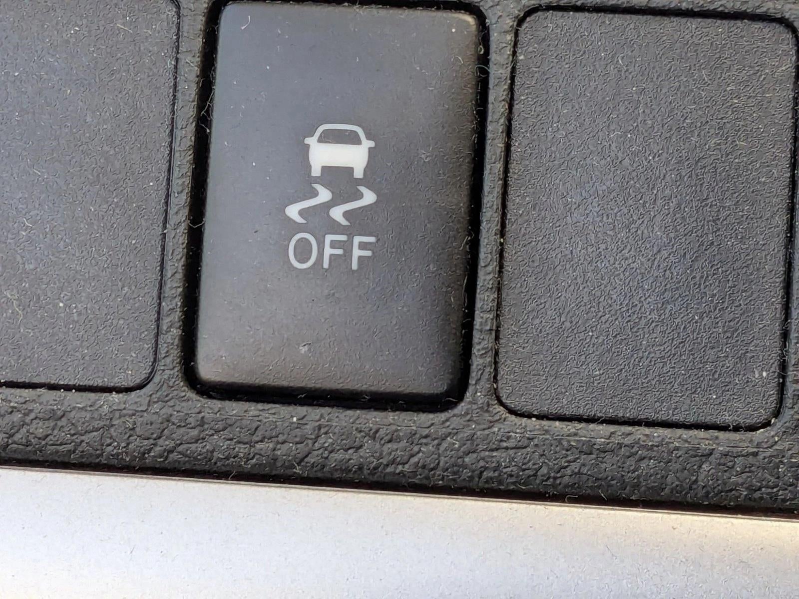 2015 Toyota Camry 4dr Sdn I4 Auto SE (SE)