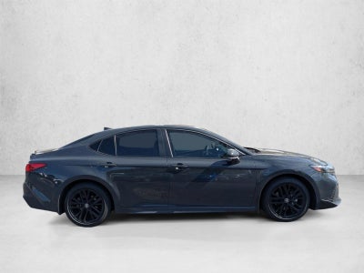 2025 Toyota Camry SE (SE)