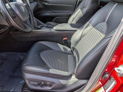2021 Toyota Camry SE Auto (SE)