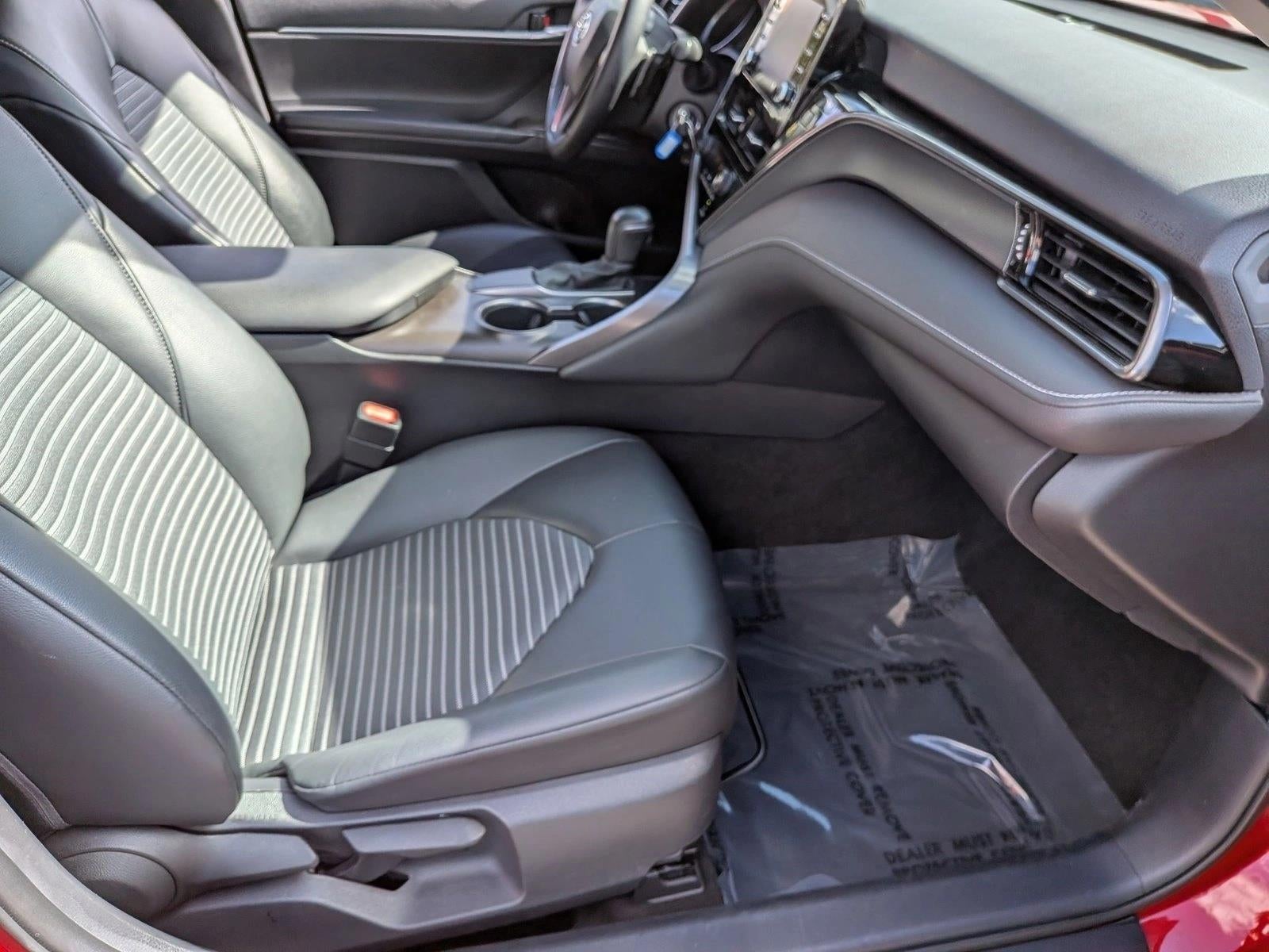 2021 Toyota Camry SE Auto (SE)