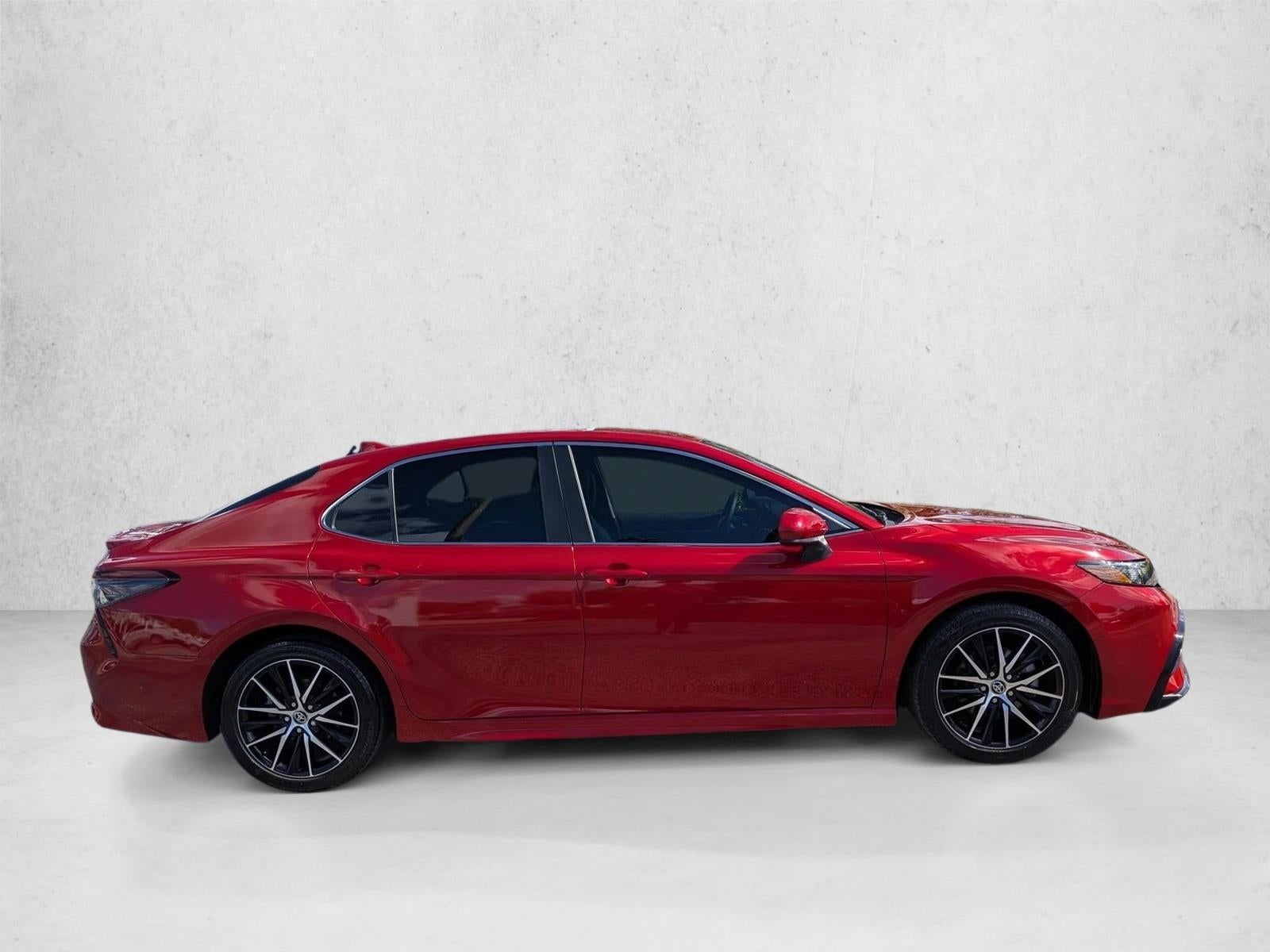 2021 Toyota Camry SE Auto (SE)