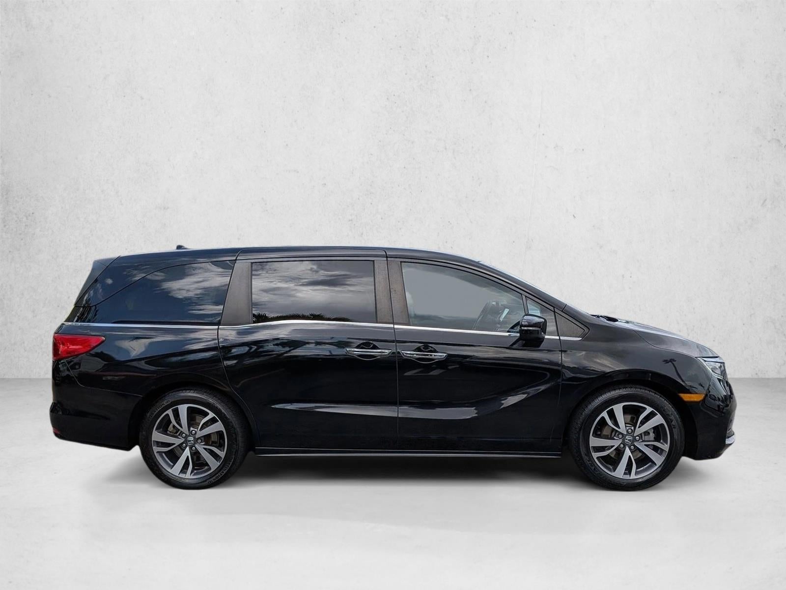 2022 Honda Odyssey Touring Auto