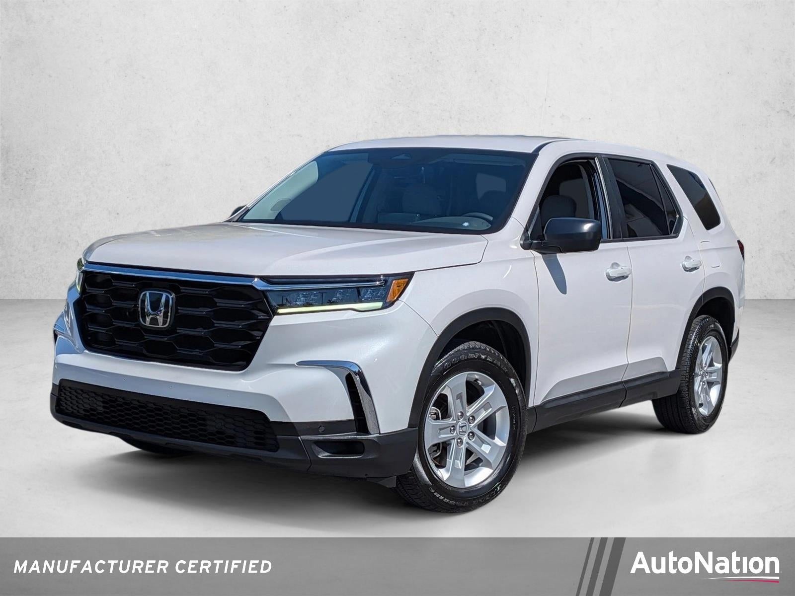 2023 Honda Pilot LX AWD