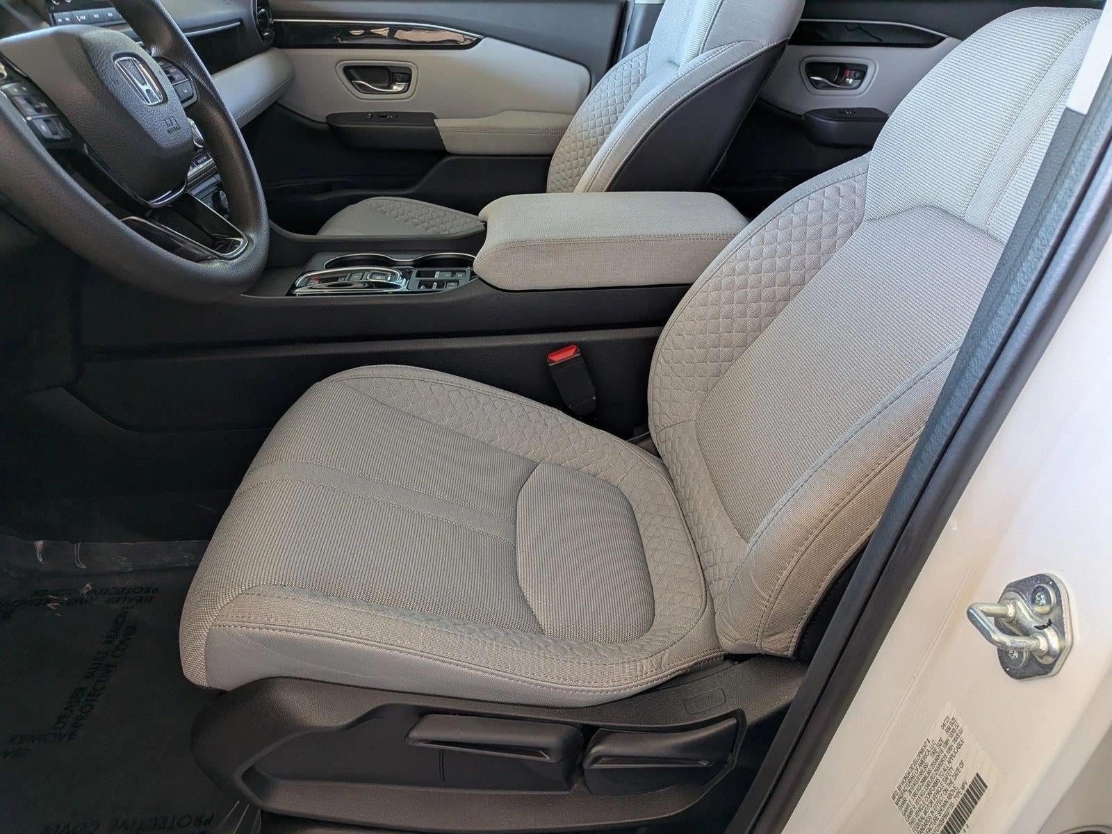 2023 Honda Pilot LX AWD