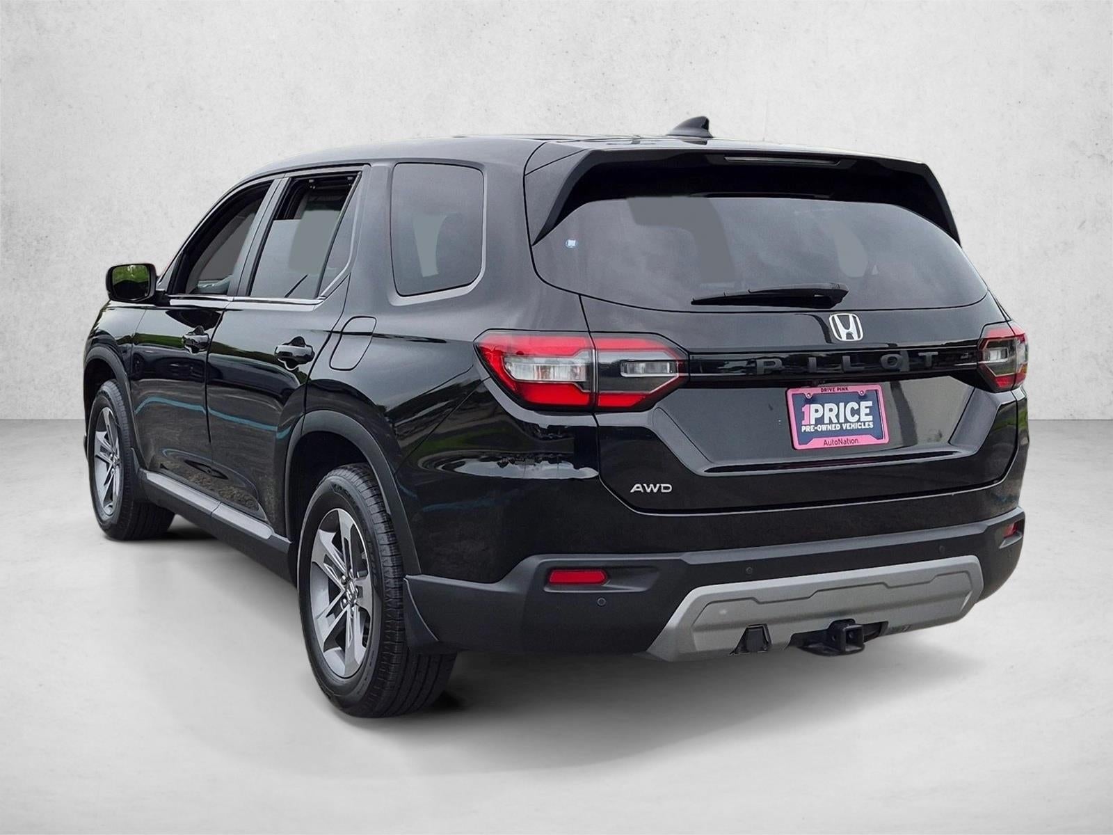 2023 Honda Pilot EX-L 8 Passenger AWD