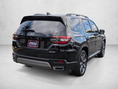 2024 Honda Pilot Touring AWD