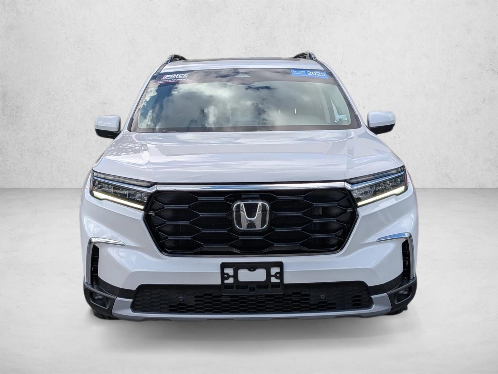 2025 Honda Pilot Touring AWD