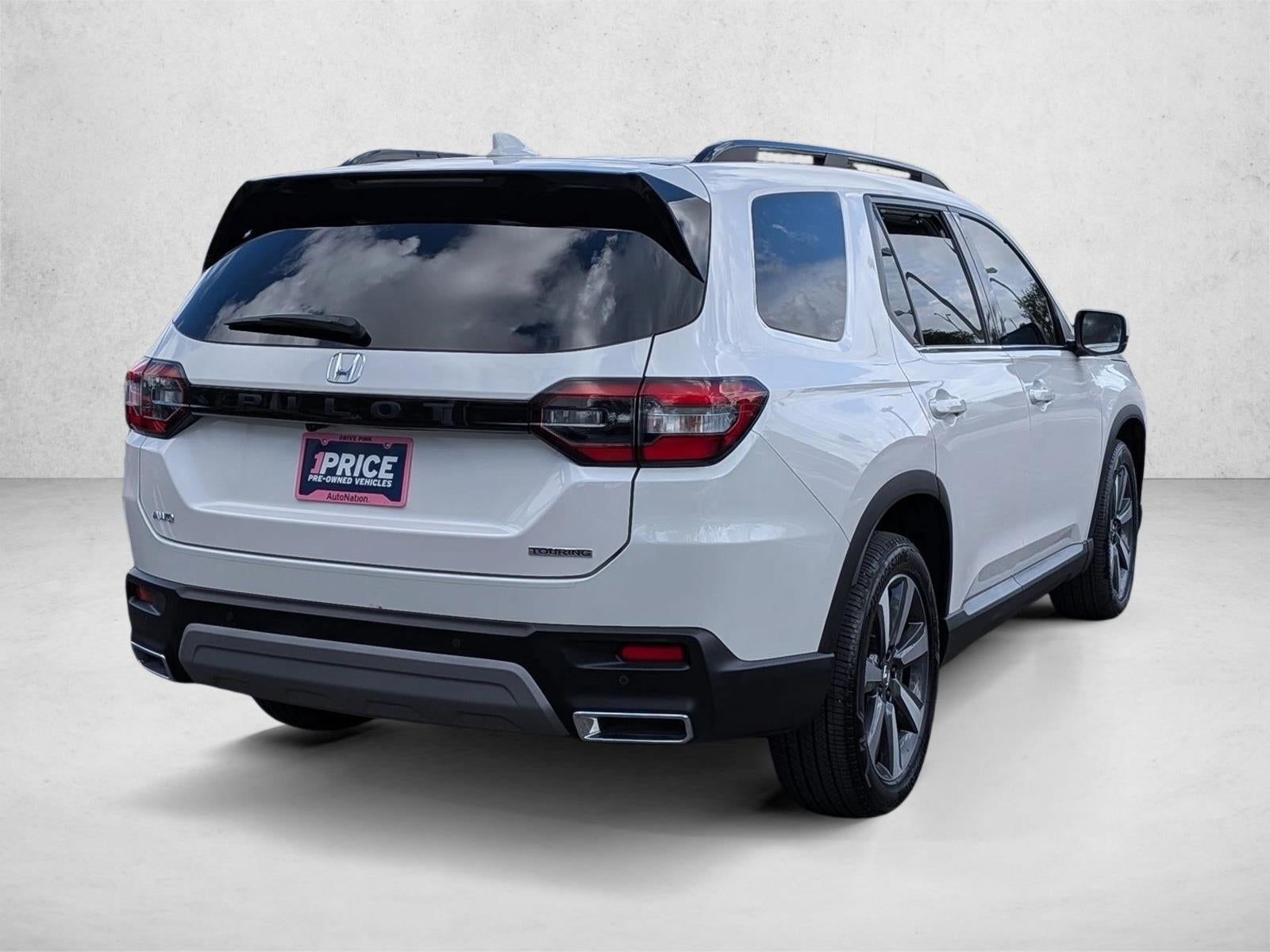 2025 Honda Pilot Touring AWD