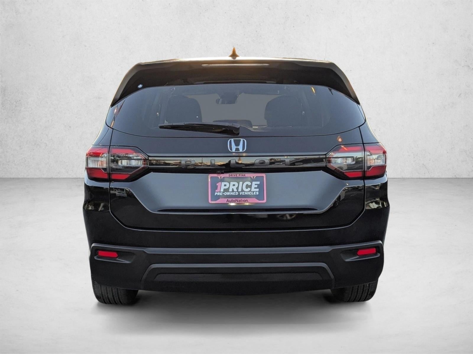 2023 Honda Pilot LX 2WD