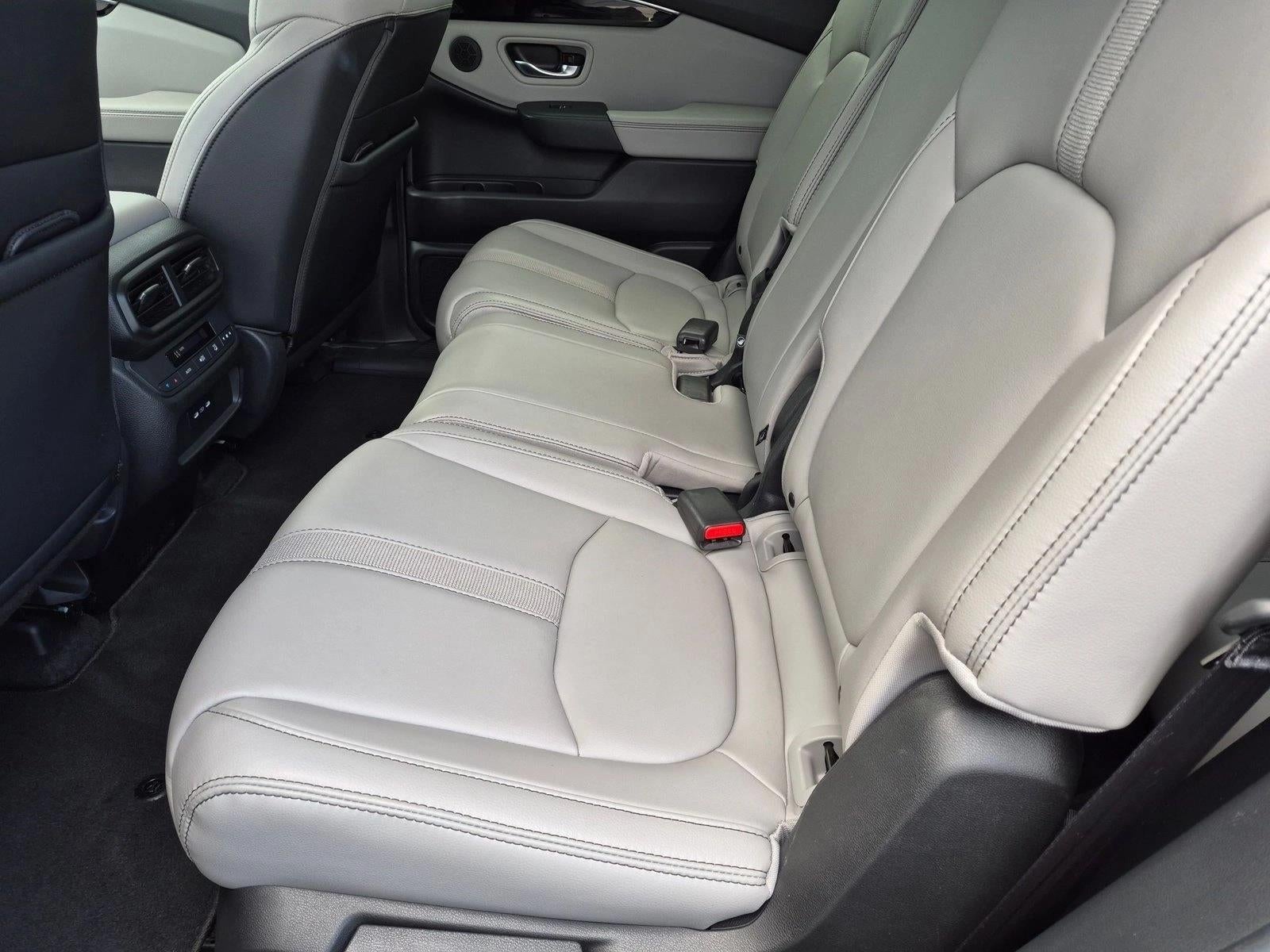 2024 Honda Pilot Touring 2WD
