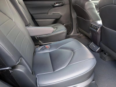 2023 Toyota Highlander XLE FWD (Natl)