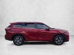 2023 Toyota Highlander XLE FWD (Natl)