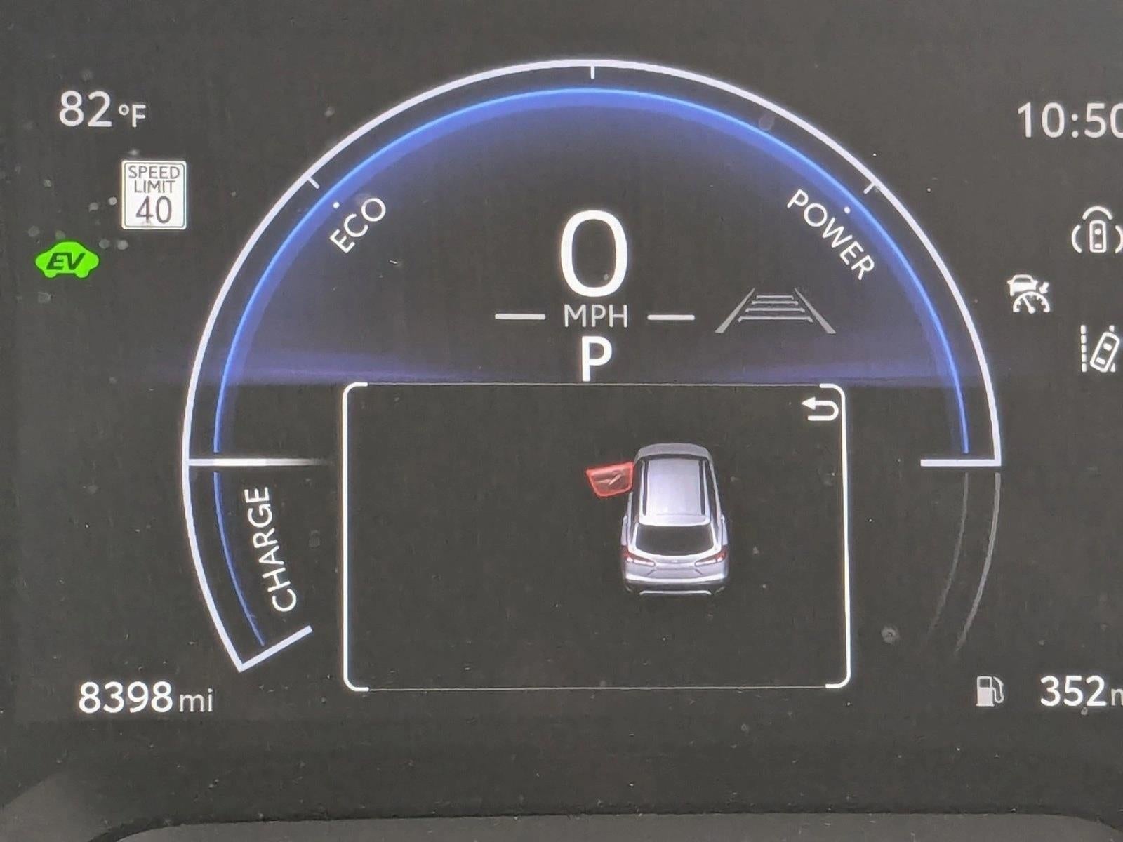 2025 Toyota Corolla Cross Hybrid XSE 4WD (Natl)