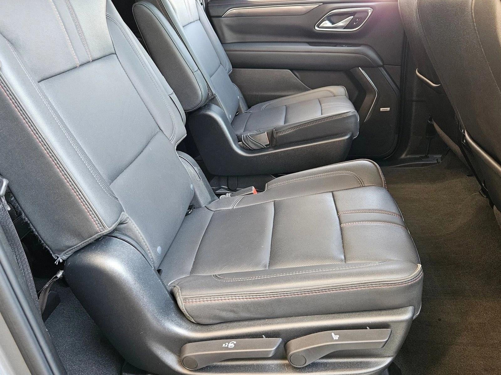 2023 Chevrolet Suburban 4WD RST