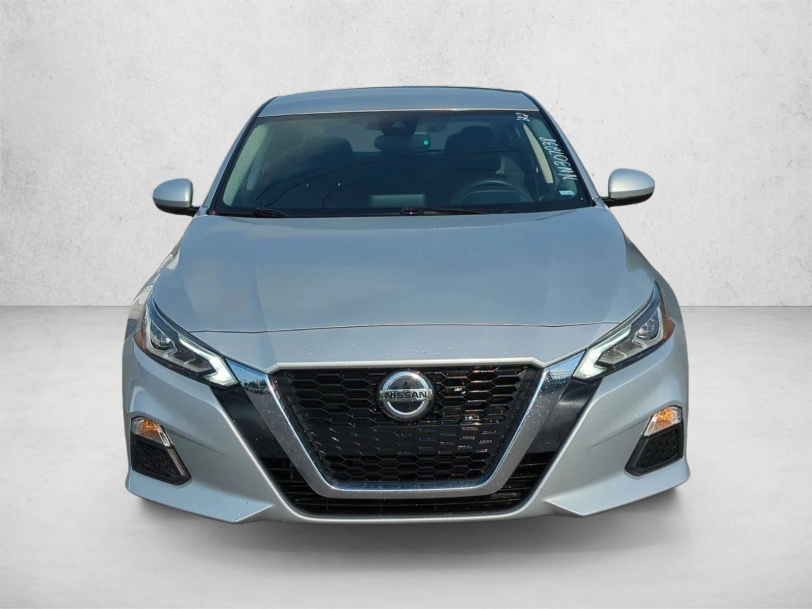 2022 Nissan Altima 2.5 SV Sedan