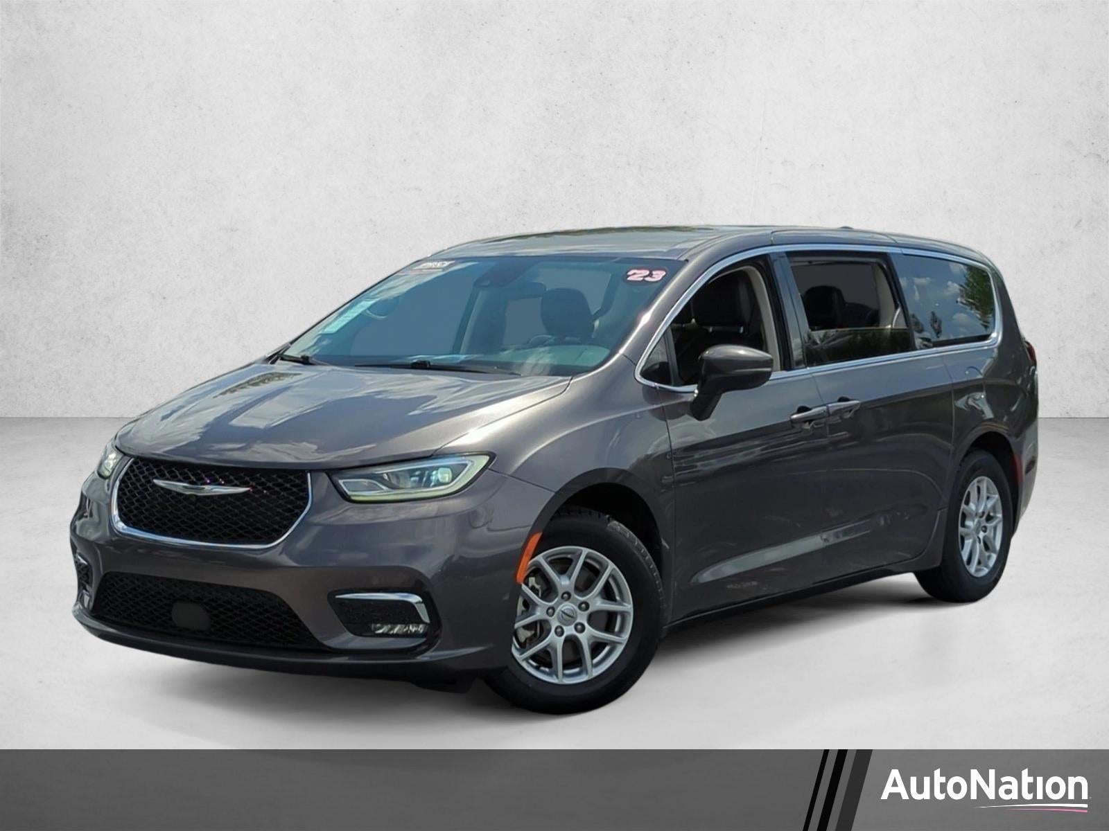 2023 Chrysler Pacifica Touring L FWD