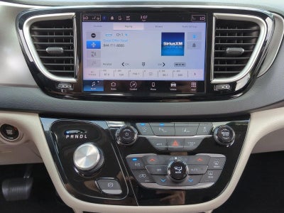 2023 Chrysler Pacifica Touring L FWD