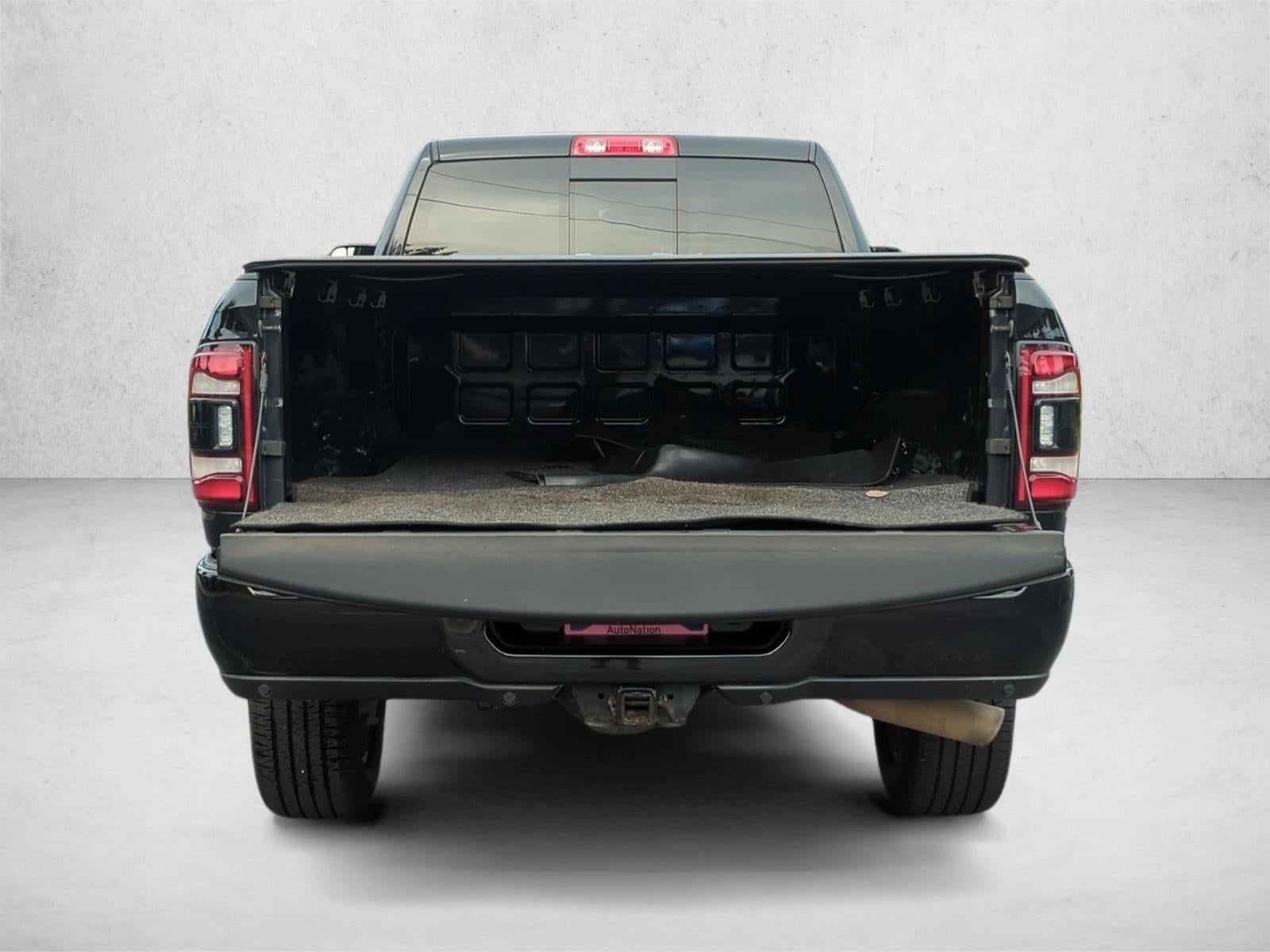 2022 RAM 3500 Laramie 4x4 Crew Cab 8' Box
