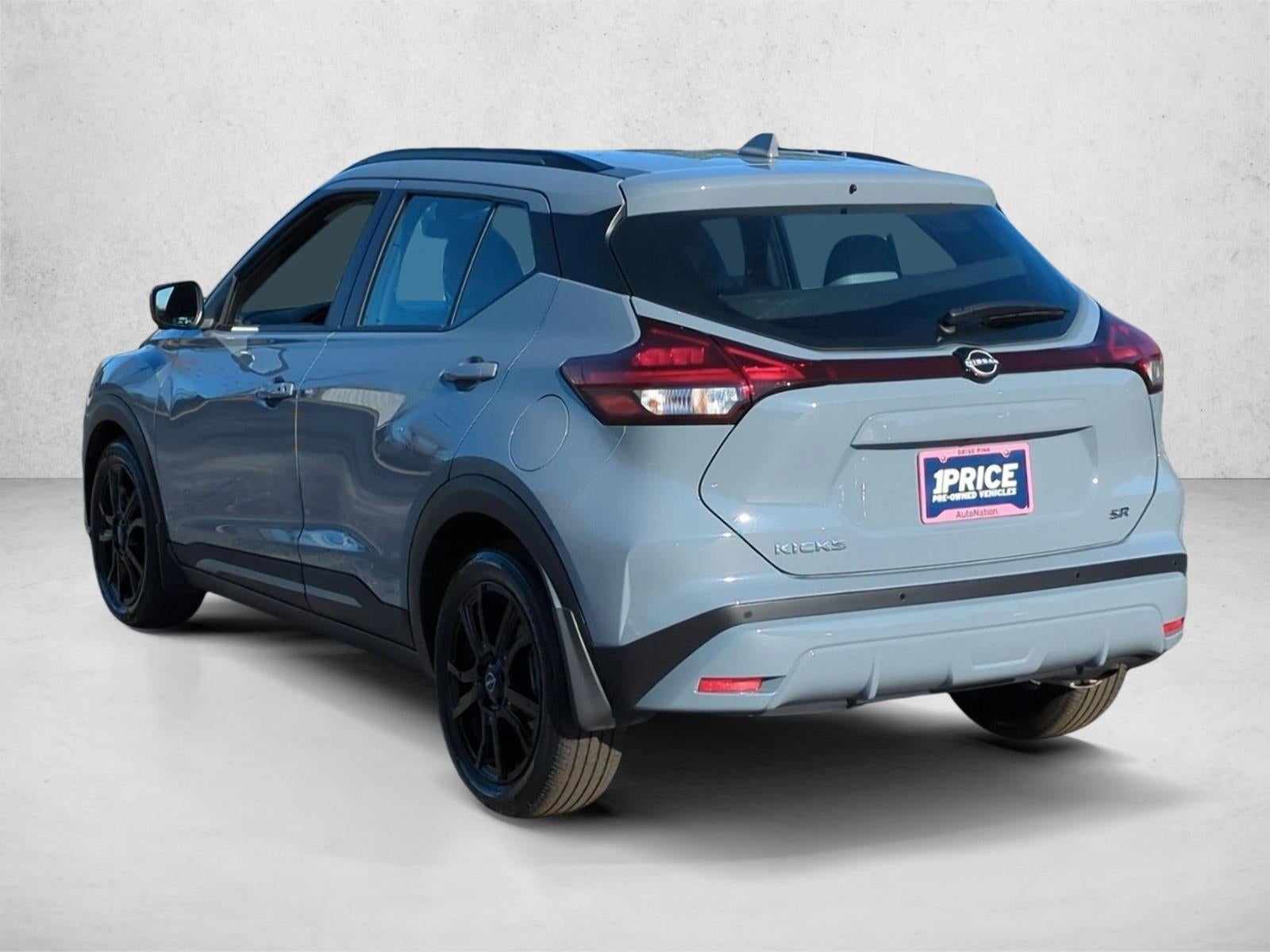 2023 Nissan Kicks SR FWD