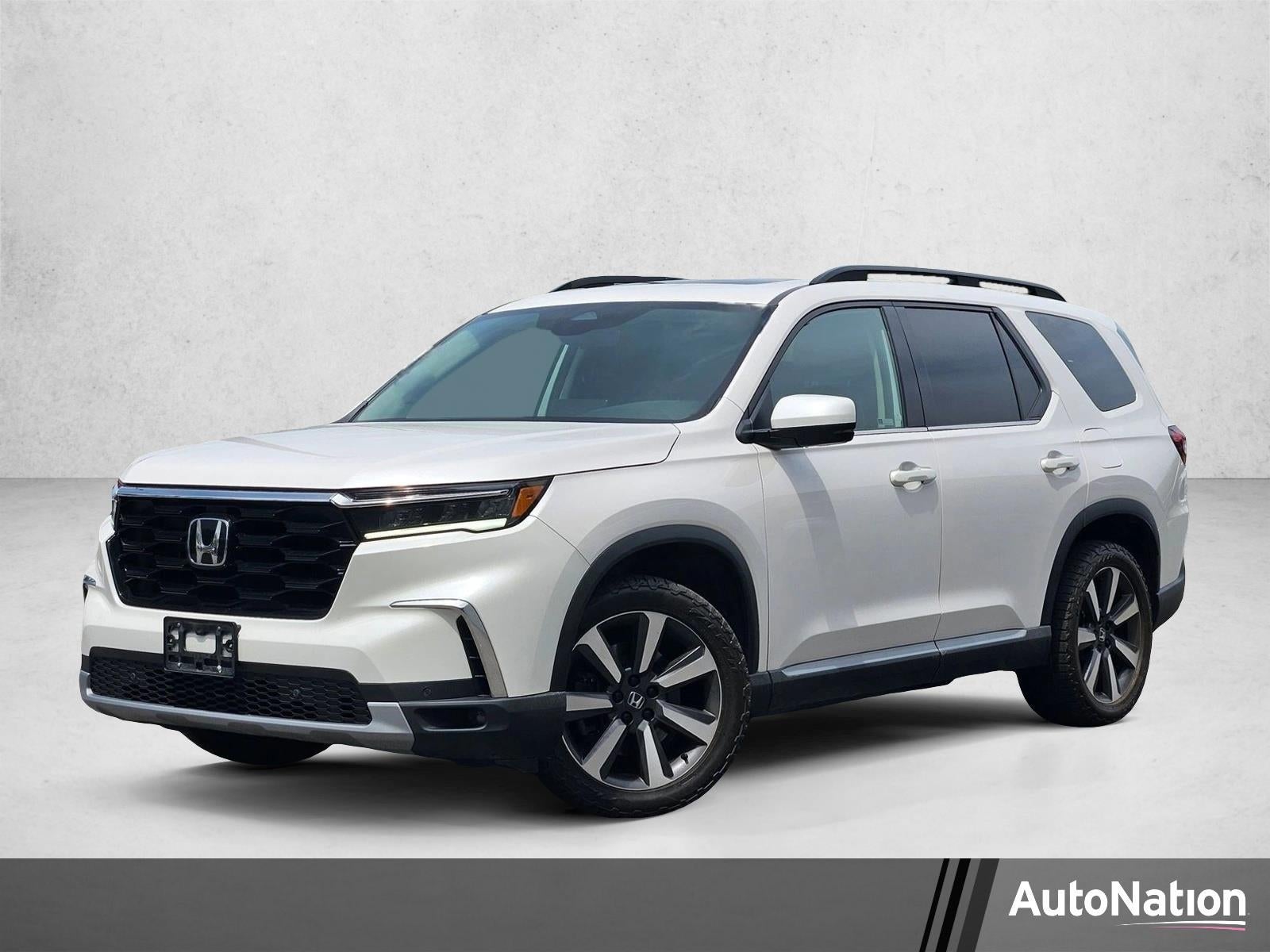 2023 Honda Pilot Touring AWD