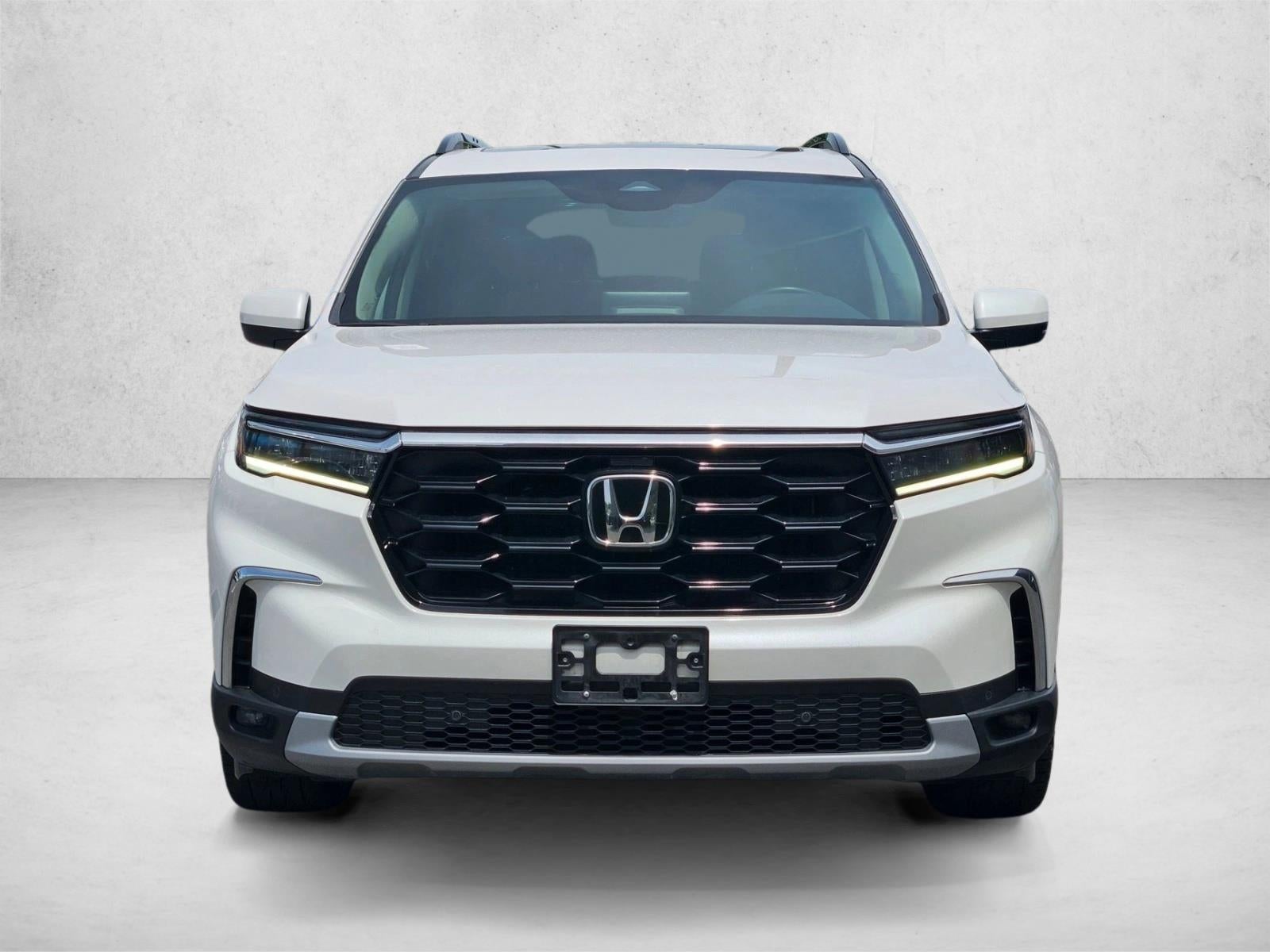 2023 Honda Pilot Touring AWD