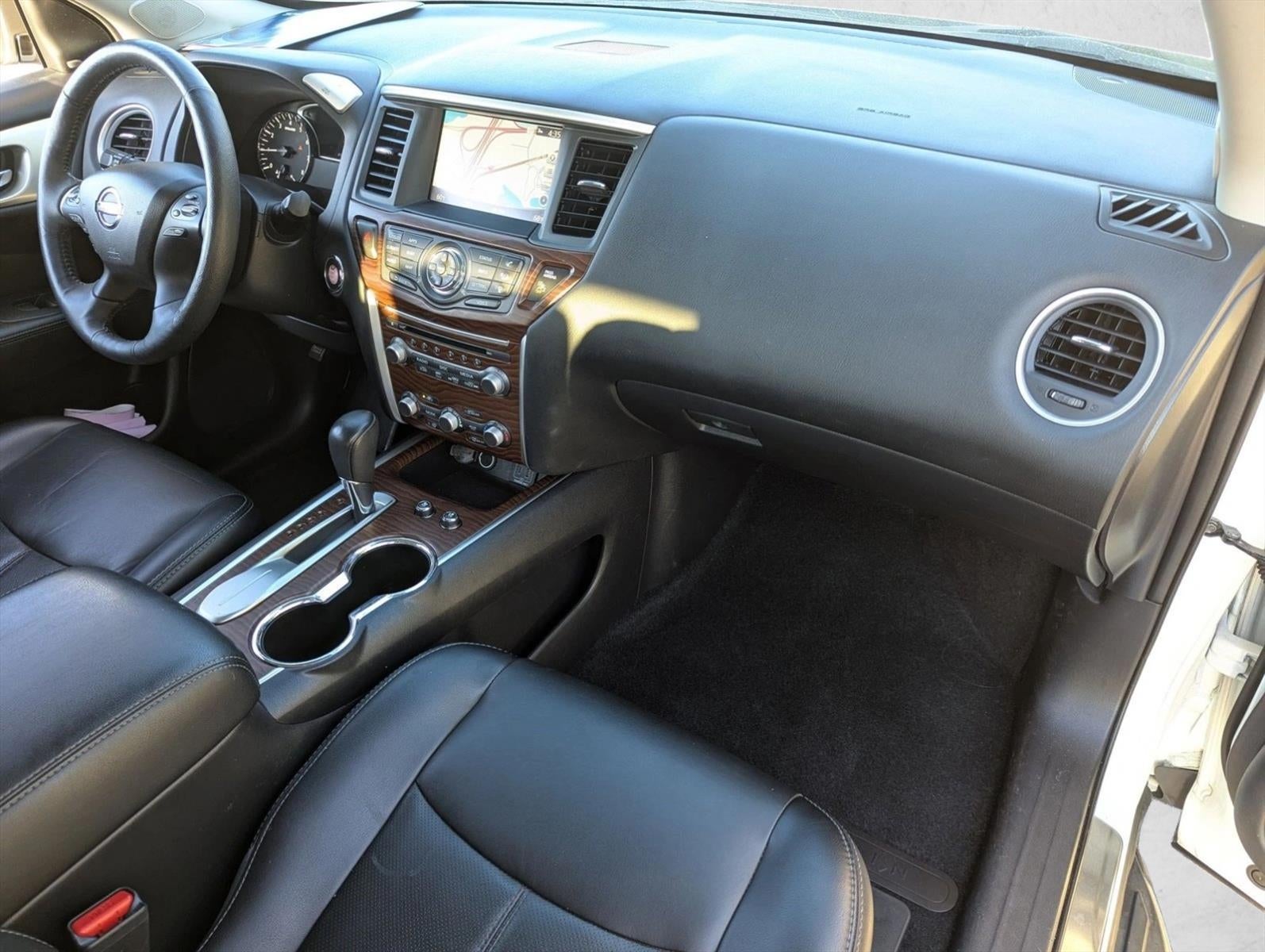 2019 Nissan Pathfinder FWD Platinum