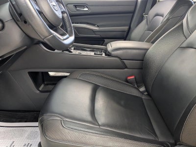 2022 Nissan Pathfinder SL 4WD