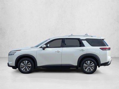 2022 Nissan Pathfinder SL 4WD