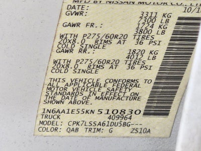 2019 Nissan Titan 4x4 Crew Cab SV