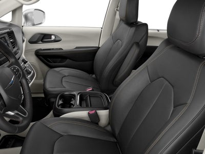 2017 Chrysler Pacifica Limited FWD