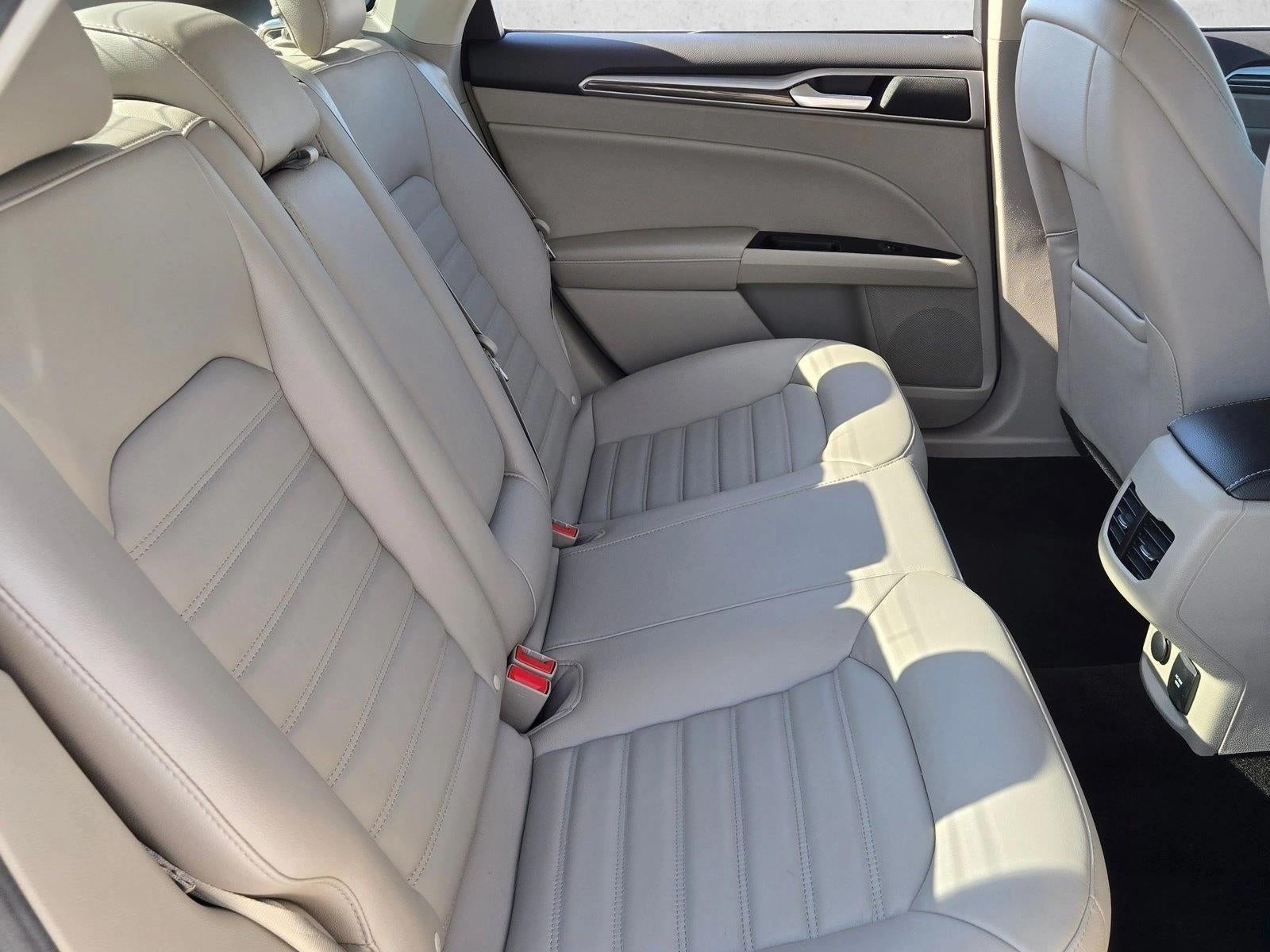 2018 Ford Fusion Energi SE FWD