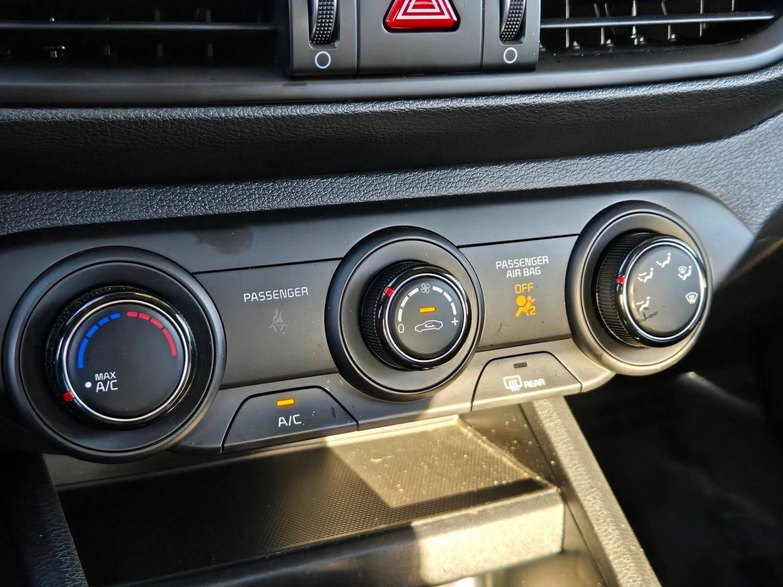 2024 Kia Forte LX IVT