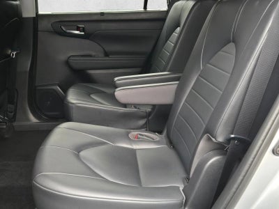 2022 Toyota Highlander Hybrid XLE FWD (Natl)