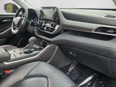2022 Toyota Highlander Hybrid XLE FWD (Natl)