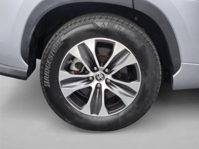 2022 Toyota Highlander Hybrid XLE FWD (Natl)