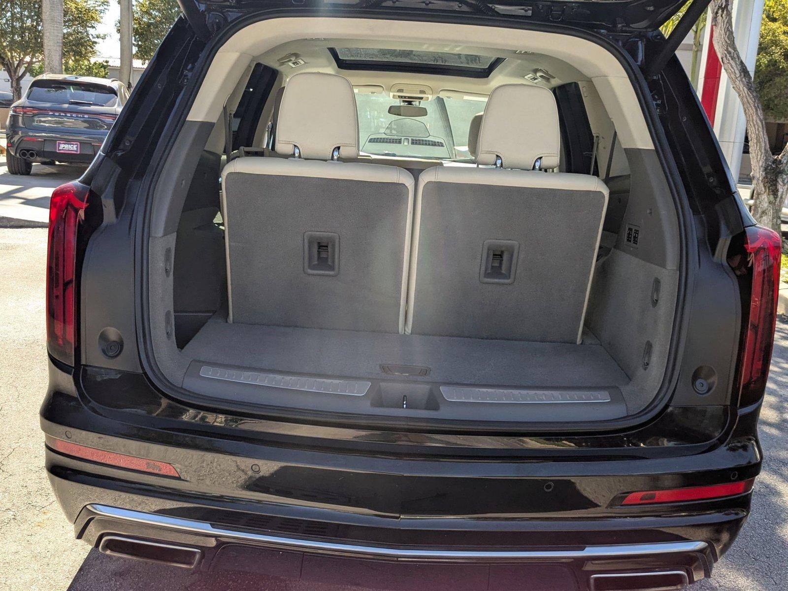 2022 Cadillac XT6 AWD 4dr Premium Luxury