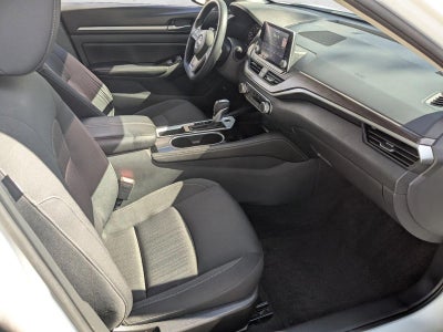 2023 Nissan Altima 2.5 SV Sedan