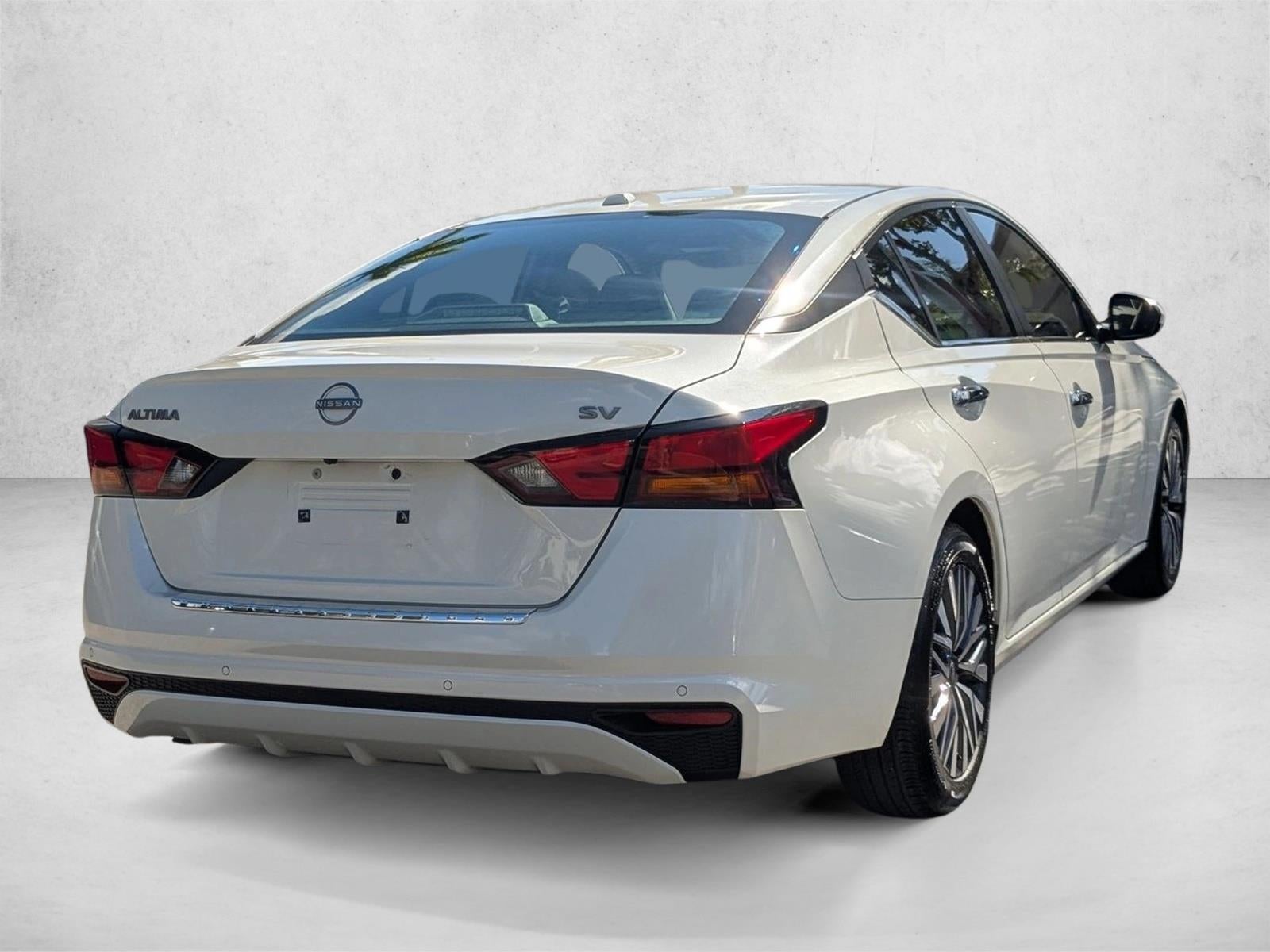 2023 Nissan Altima 2.5 SV Sedan