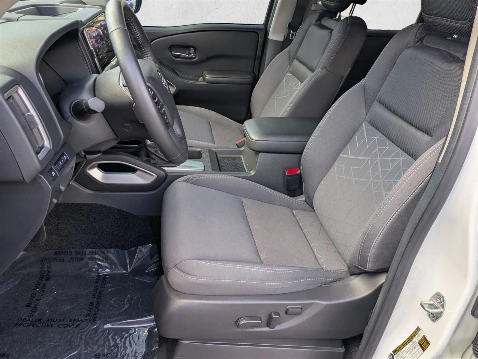 2025 Nissan Frontier Crew Cab 4x2 SV