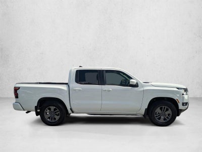 2025 Nissan Frontier Crew Cab 4x2 SV